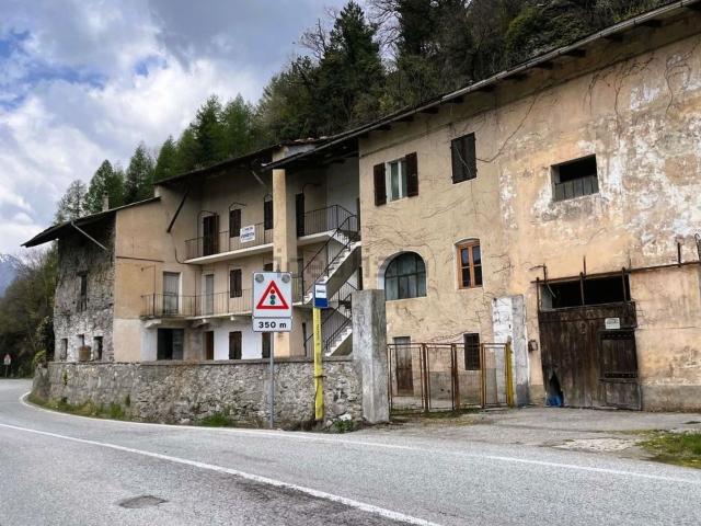 Proprietà rustica in vendita di 300 m² in Frazione San Giuseppe, 2