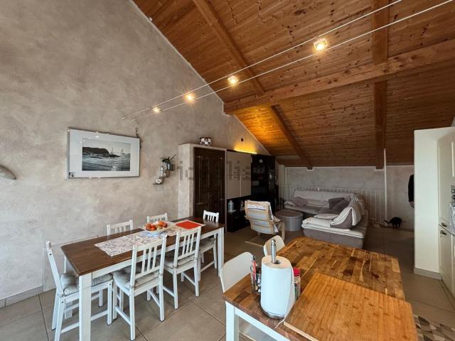 Proprietà rustica in vendita di 300 m² in Strada Tetti Vigna, 11