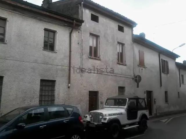 Proprietà rustica in vendita di 300 m² in Via Belgioioso
