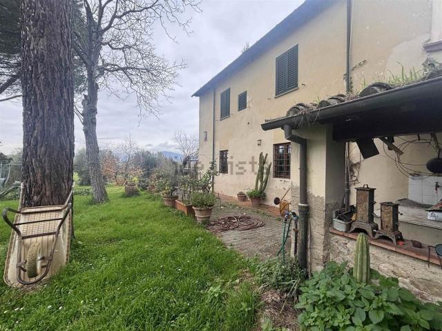 Proprietà rustica in vendita di 300 m² in Via delle Sentinelle, 18