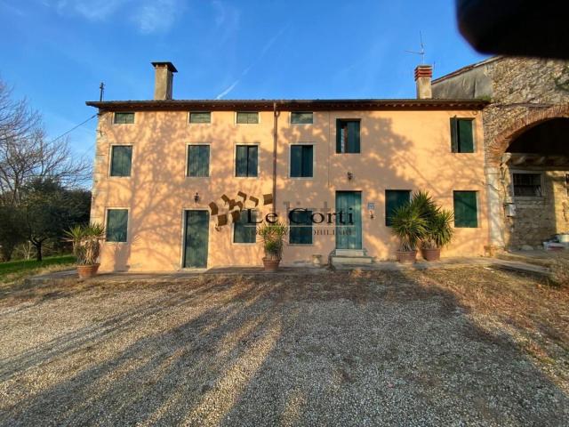 Proprietà rustica in vendita di 300 m²