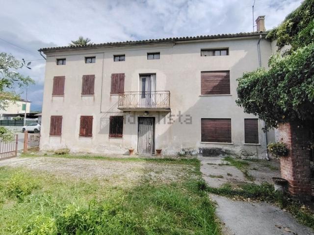 Proprietà rustica in vendita di 300 m²