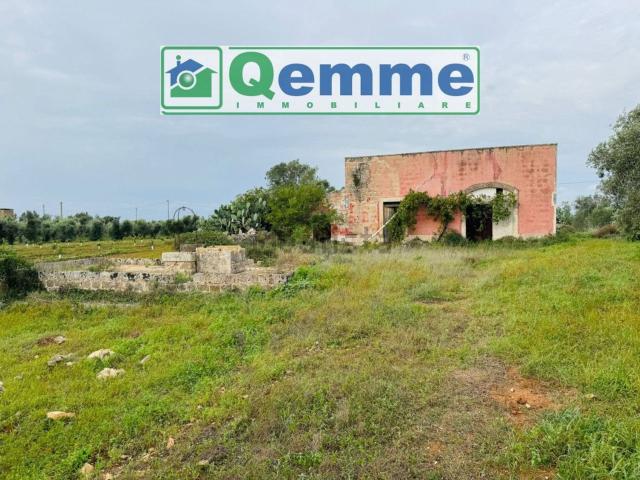 Rustici e casali in vendita di 3065 m² in Strada Provinciale 362