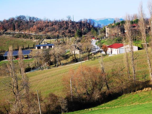 Proprietà rustica in vendita di 3100 m² in Strada Regionale 298 Eugubina
