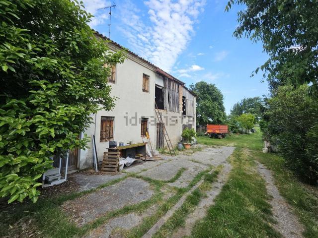 Proprietà rustica in vendita di 310 m² in Via Ca&apos  Borini