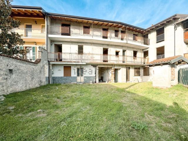 Proprietà rustica in vendita di 310 m² in Via Piana, 24