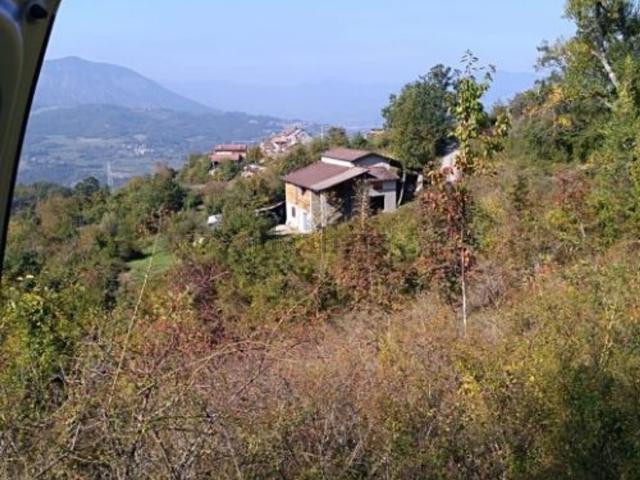 Proprietà rustica in vendita di 318 m² in Località Bellito