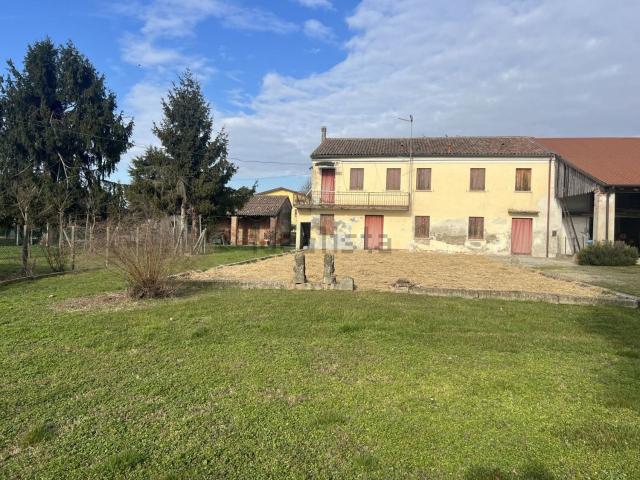 Proprietà rustica in vendita di 330 m² in Via Sant&apos Andrea