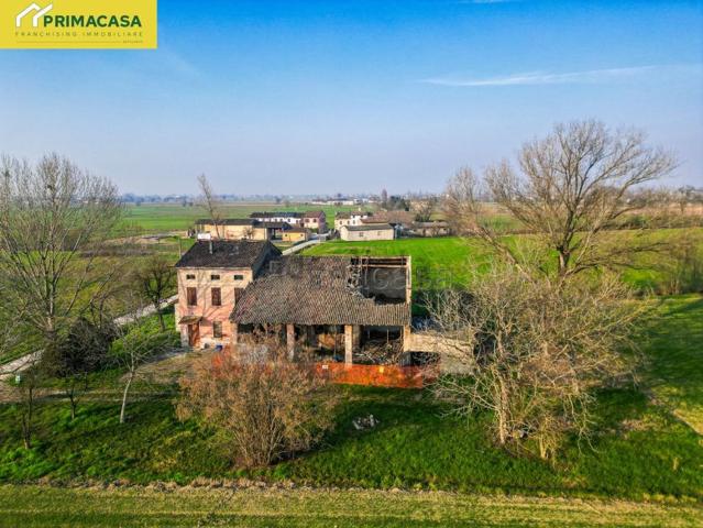 Proprietà rustica in vendita di 335 m² in Strada Gazzini