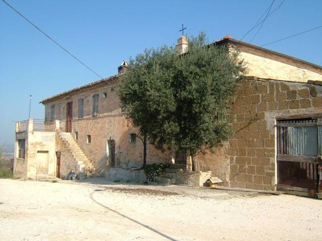Proprietà rustica in vendita di 447 m² in Contrada San Tommaso