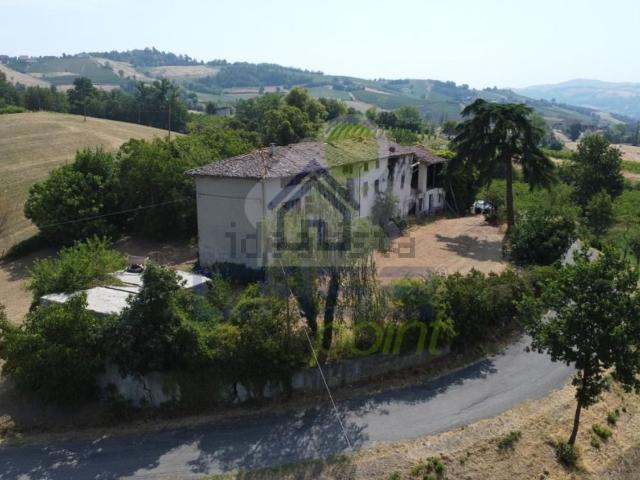 Proprietà rustica in vendita di 450 m² in Località Montalbo