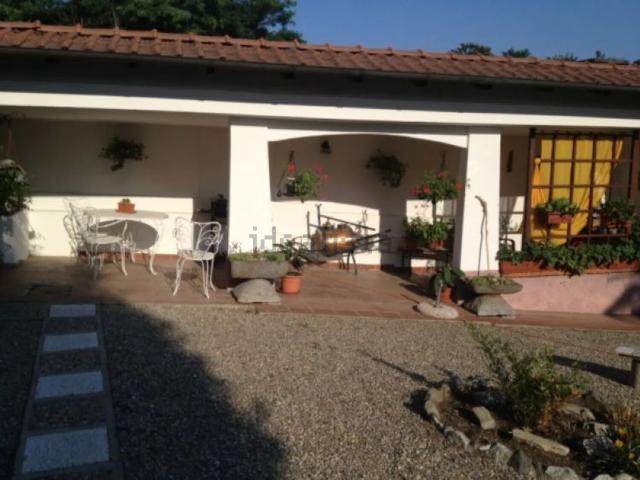 Proprietà rustica in vendita di 450 m² in Via Veruno