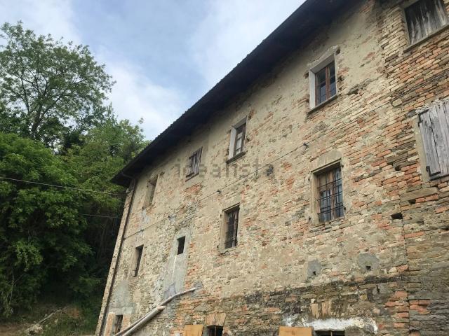 Proprietà rustica in vendita di 460 m² in Via Boidi