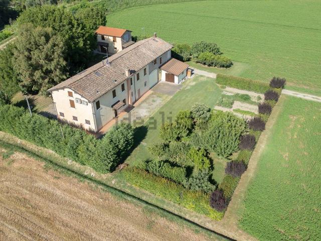 Proprietà rustica in vendita di 492 m² in Via Rampa, 17