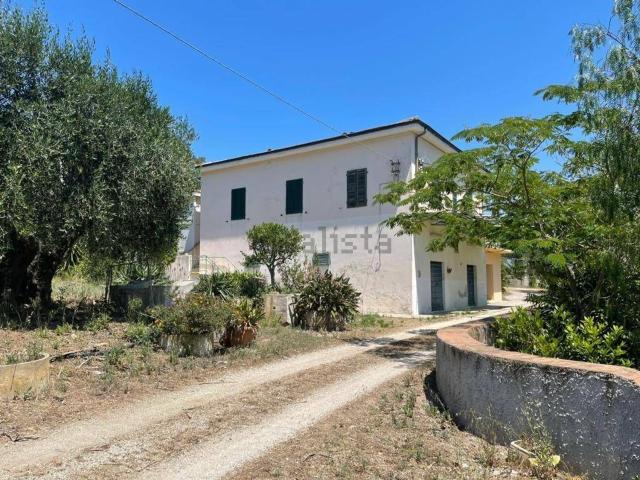 Proprietà rustica in vendita di 500 m²