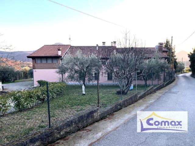 Proprietà rustica in vendita di 510 m² in Via del Molino