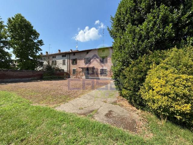 Proprietà rustica in vendita di 680 m² in Via Torre Angiolini