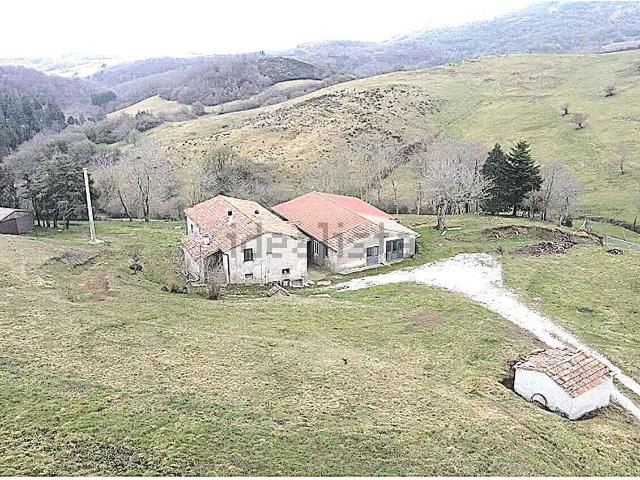 Proprietà rustica in vendita di 630 m² in Località Vado di Capretto