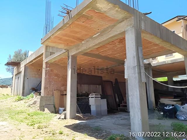 Proprietà rustica in vendita di 636 m² in Via Cogliandro