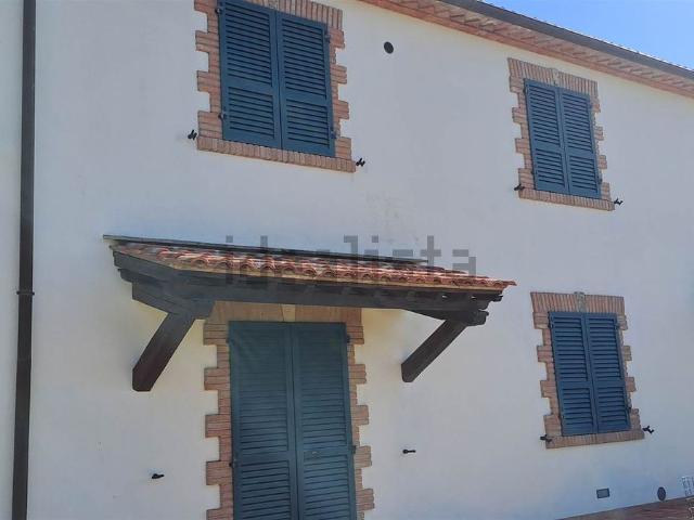 Proprietà rustica in vendita di 770 m² in Strada Provinciale Ragnaie, 100