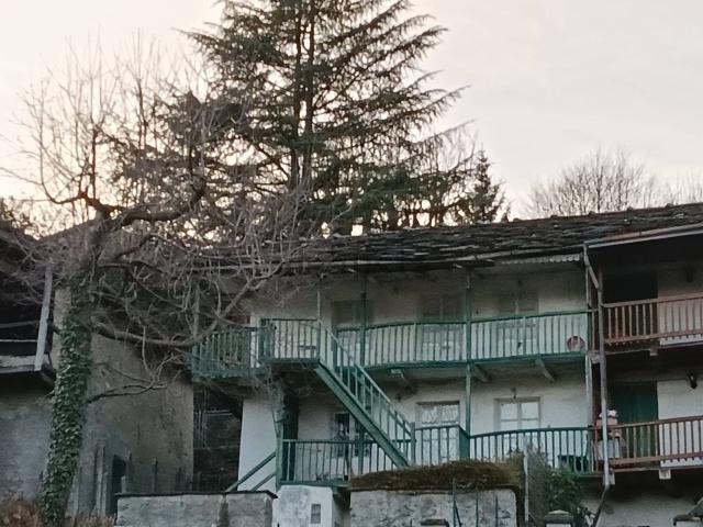 Proprietà rustica in vendita di 88 m² in Frazione Versino, 36
