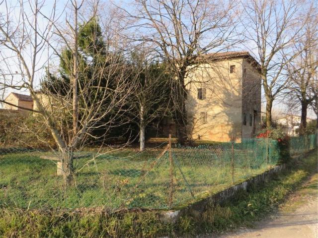 Proprietà rustica in vendita di 800 m² in Via Roma