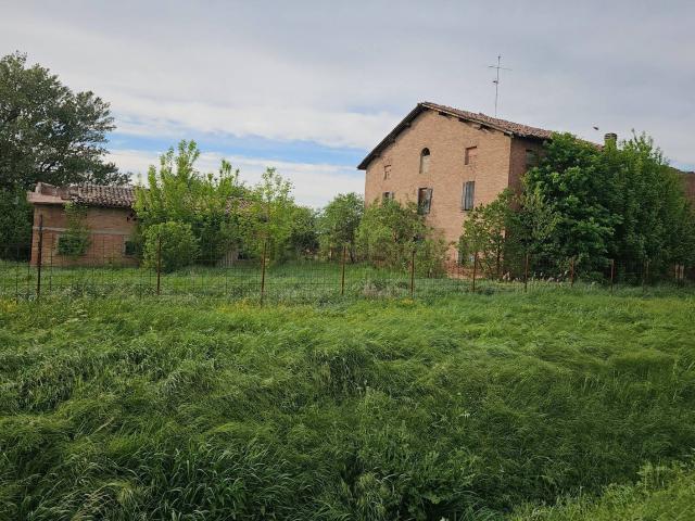 Proprietà rustica in vendita di 900 m² in Via d&apos Avia Nord