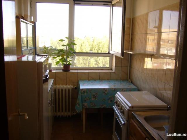 Proprietar, ofer spre inchiriere apartament 3 camere, Militari