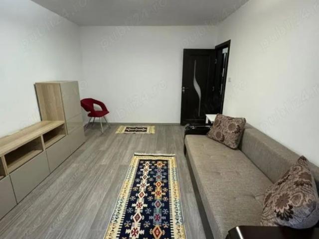 Proprietar ofer spre inchiriere apartament 2 camere