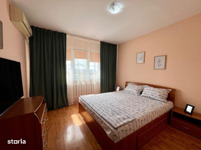 Proprietar apartament 3 camere decomandat mobilat si utilat complet