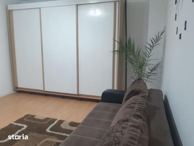 Proprietar dau in chirie apartament la casa cu 2 camere