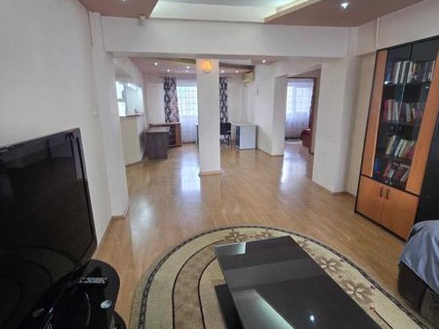 Proprietar inchiriez 4 camere Mosilor