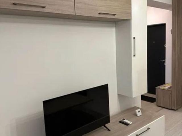 Proprietar, închiriez 2 camere Metalurgiei