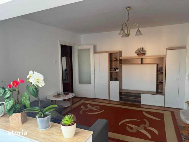 Proprietar Inchiriez ap 2 camere Bul. Dambovita