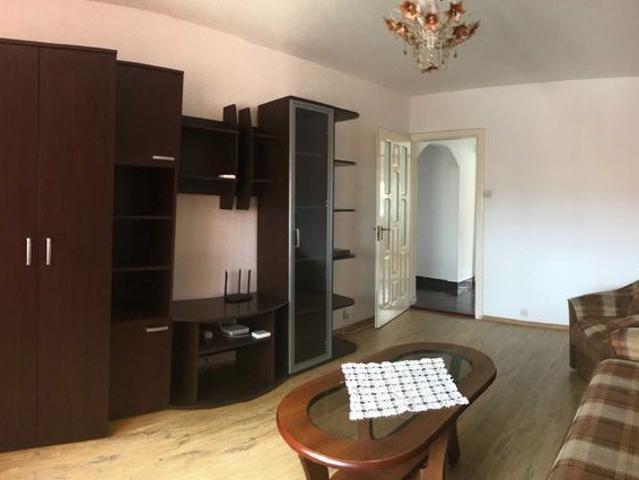 PROPRIETAR,inchiriez ap.2 camere dec.cartier Strand