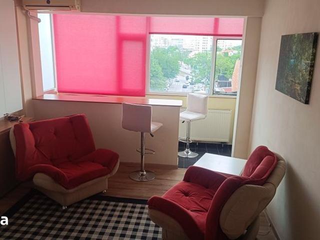 Proprietar inchiriez apartment langa metrou Eroii revolutiei