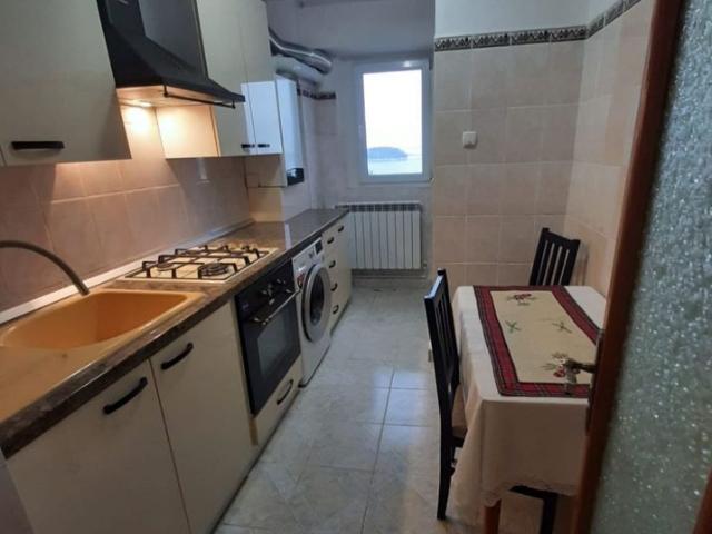 Proprietar inchiriez apartament Mazepa 2 panorama Dunare