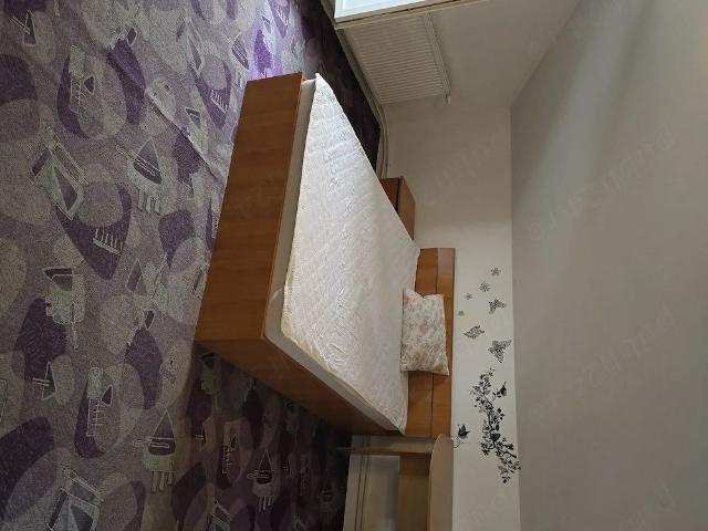 Proprietar inchiriez apartament o camera