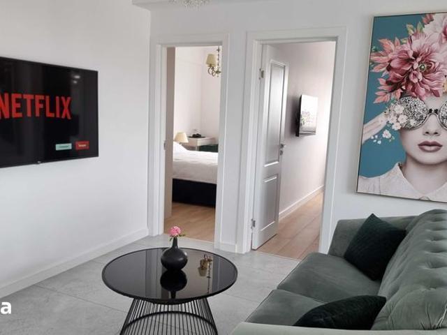 PROPRIETAR, Inchiriez apartament de lux cu 3 camere in Luceafarul