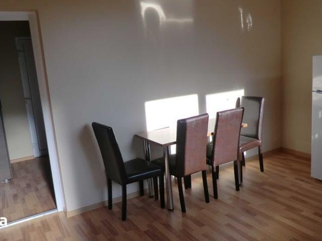 Proprietar inchiriez Apartament in Bloc tip Vila