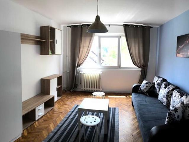 PROPRIETAR inchiriez apartament in complexul studentesc