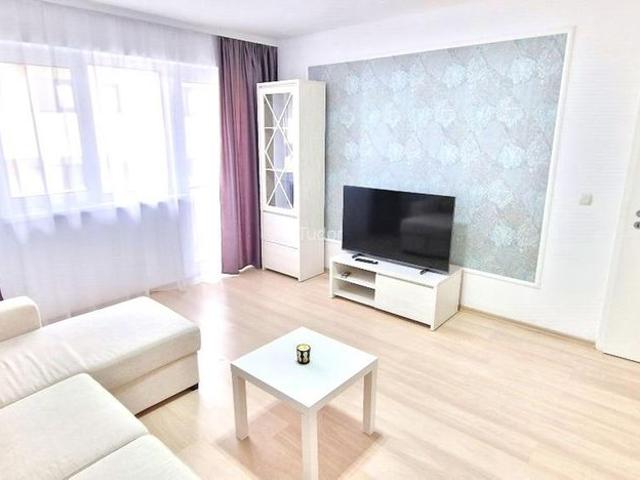 Proprietar inchiriez apartament 1 camera, 45 mp, mobilat, loc parcare ROND CUG