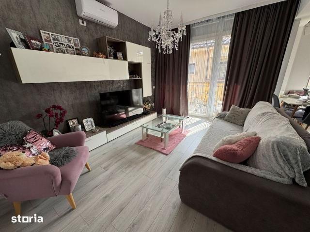 Proprietar inchiriez apartament 2 camere Dumbravita in spare la Decat