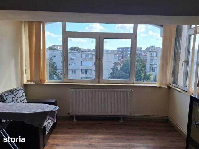 Proprietar inchiriez apartament 2 camere