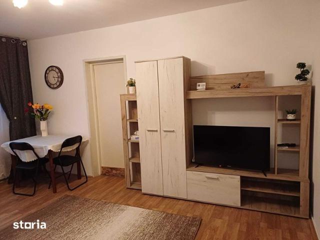 Proprietar, inchiriez apartament 2 camere