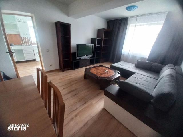 Proprietar.Inchiriez apartament 3 cam.Otopeni
