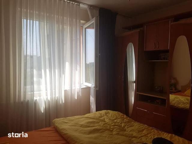 Proprietar inchiriez apartament 3 cam. Teiul Doamnei, sect 2