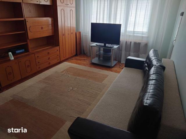 Proprietar Inchiriez apartament 3 camere Pitesti