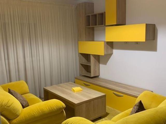 Proprietar, inchiriez apartament 3 camere