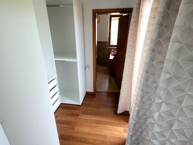 Proprietar inchiriez casa cu 230 mp, 1000 mp teren, Str. Simeria
